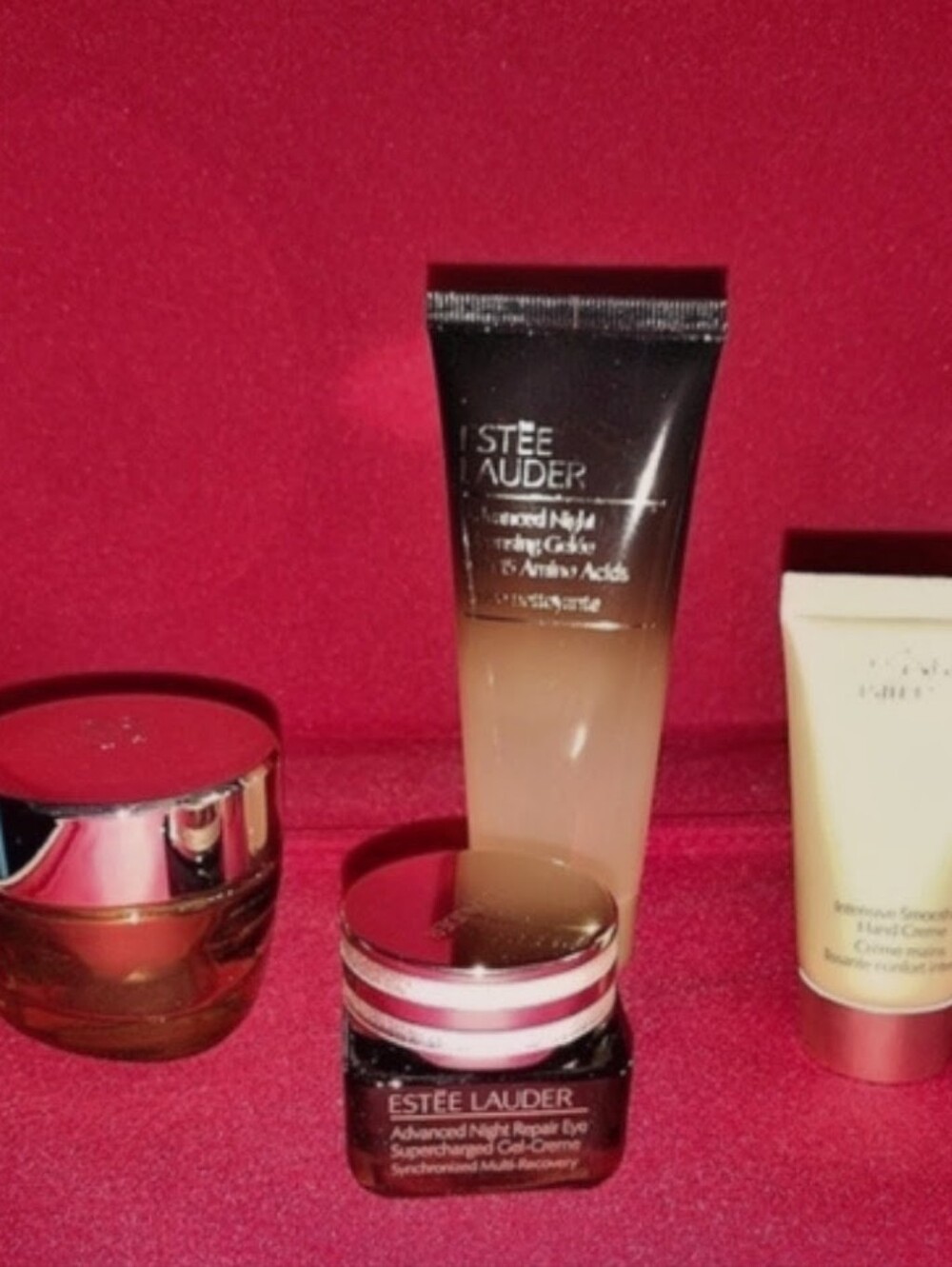 Estée Lauder Holiday Skincare 5 Piece Travel Set with Red Case New In Package